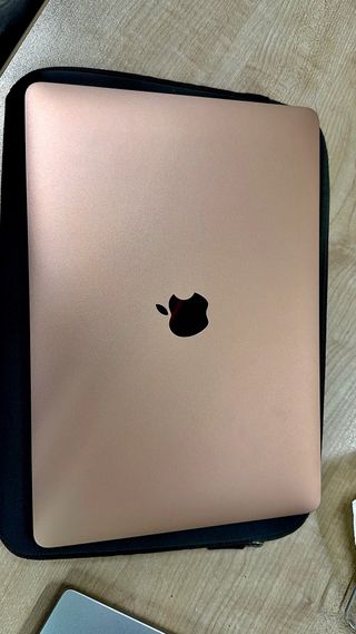 MacBook Air 13 M1 2020 256GB Oro