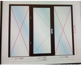 Puerta de PVC marrón 2.65m x 2.15m