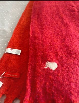 Bufanda La Vecina Rubia Roja