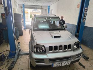 Suzuki Jimny 2009