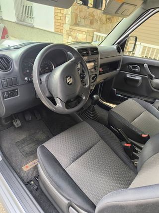 Suzuki Jimny 2009
