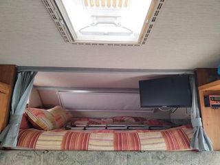 Autocaravana Hymer 
teléfono(657067853)