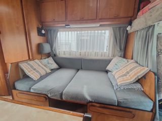 Autocaravana Hymer 
teléfono(657067853)