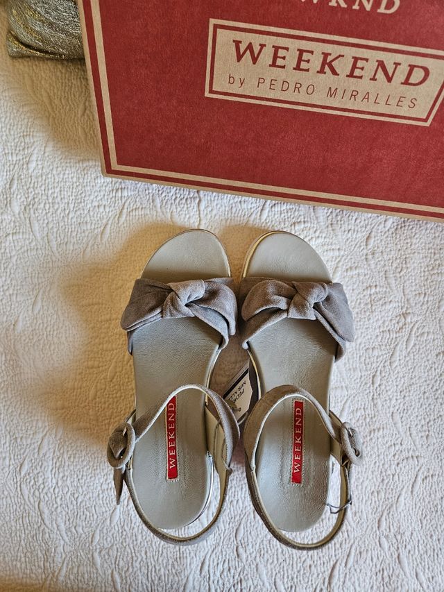 Sandalias Pedro Miralles grises con lazo