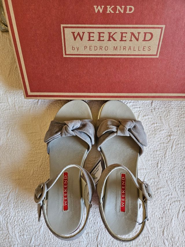 Sandalias Pedro Miralles grises con lazo