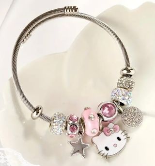 Pulsera estilo Pandora con charms