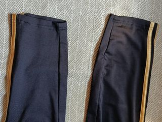 Pantalón chándal Adidas negro con detalles dorados