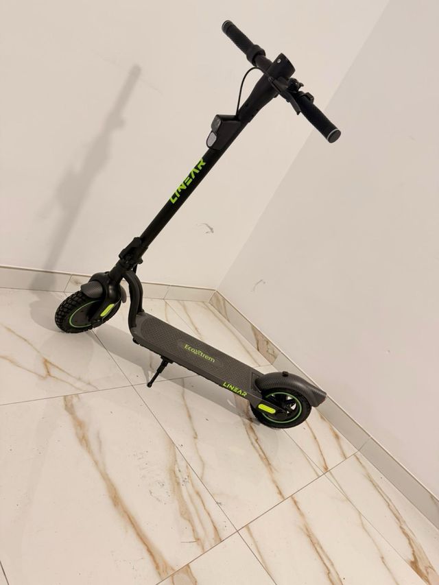 Patinete LINEAL 350W - 25km Autonomía