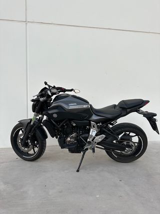 Yamaha MT-07 2016