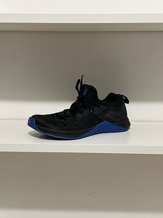 Zapatillas Nike Metcon Negras y Azules