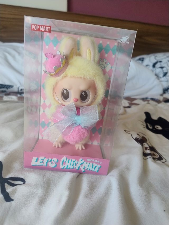 Labubu Let's Checkmate Original.
