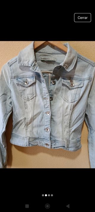 Cazadora vaquera Bershka azul