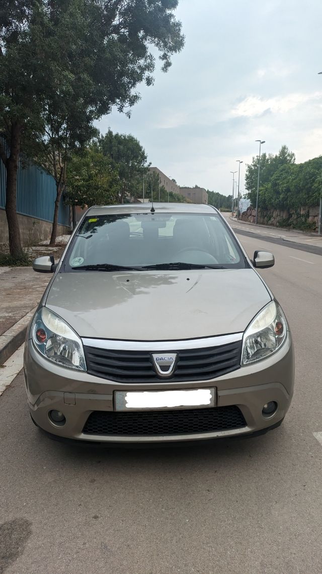 Dacia Sandero 2010