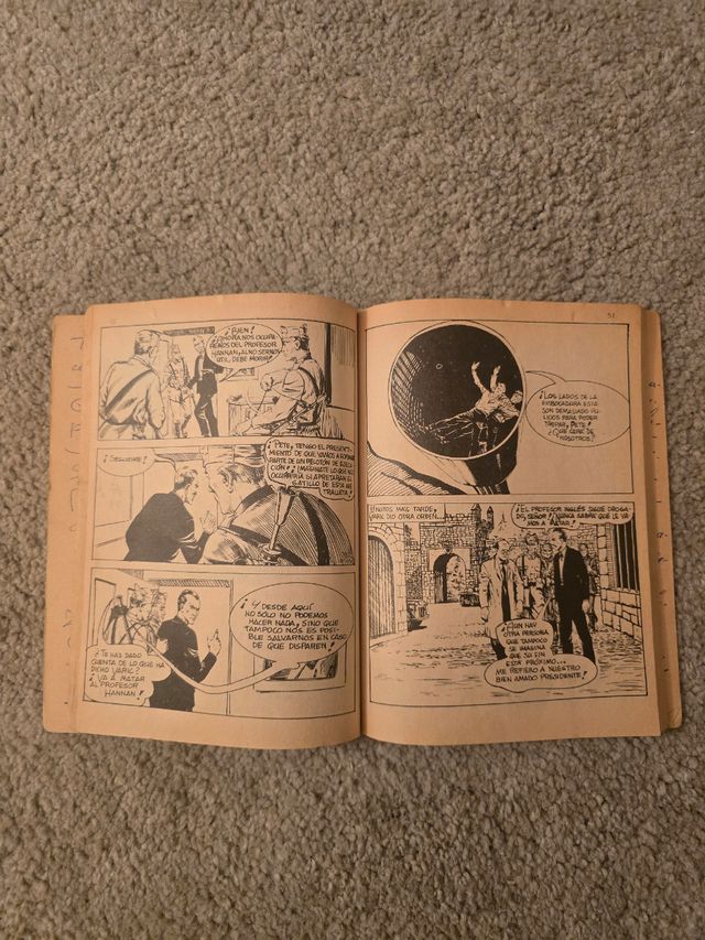 Cómic La misión de los Mini-Hombres