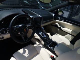 Porsche Cayenne 2015