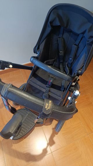 Carrito Bugaboo Fox 3 con capazo y silla