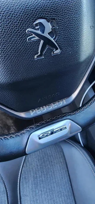 Peugeot 3008   año  2018