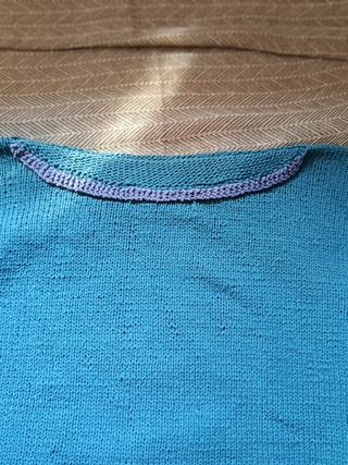 Jersey tejido a mano turquesa y morado