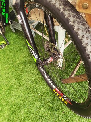Bicicleta Orbea Alma M30-Eagle Carbono