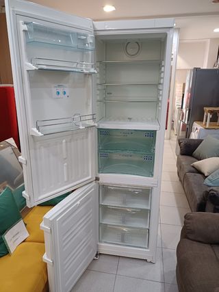 NEVERA LIEBHERR A+ COMBINADA NOFROST SEGUNDAMANO