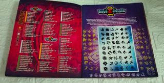 Álbum de cromos Invizimals (casi completo)