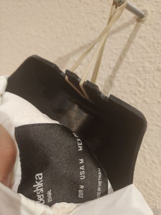 Cortavientos mujer Bershka 