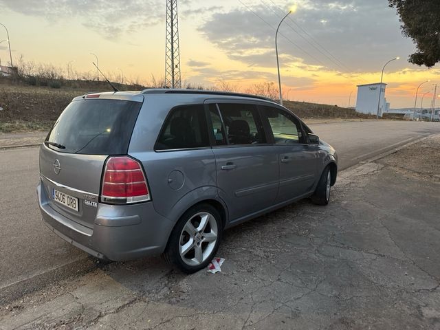 Opel Zafira 7p 150cv
