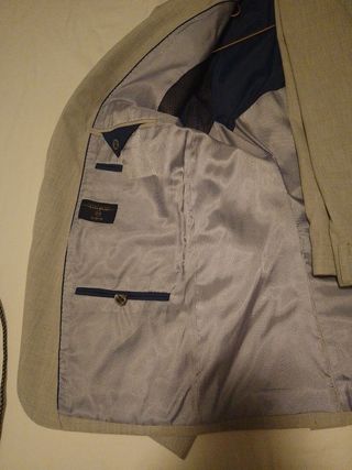 Traje Easy Wear Slim Beige Talla 44 gris