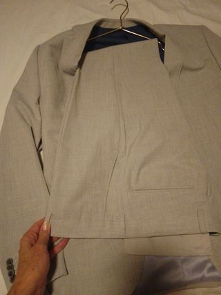 Traje Easy Wear Slim Beige Talla 44 gris