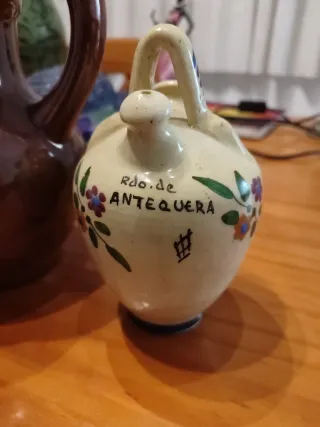 Botijos de barro y cerámica artesanales Argentona