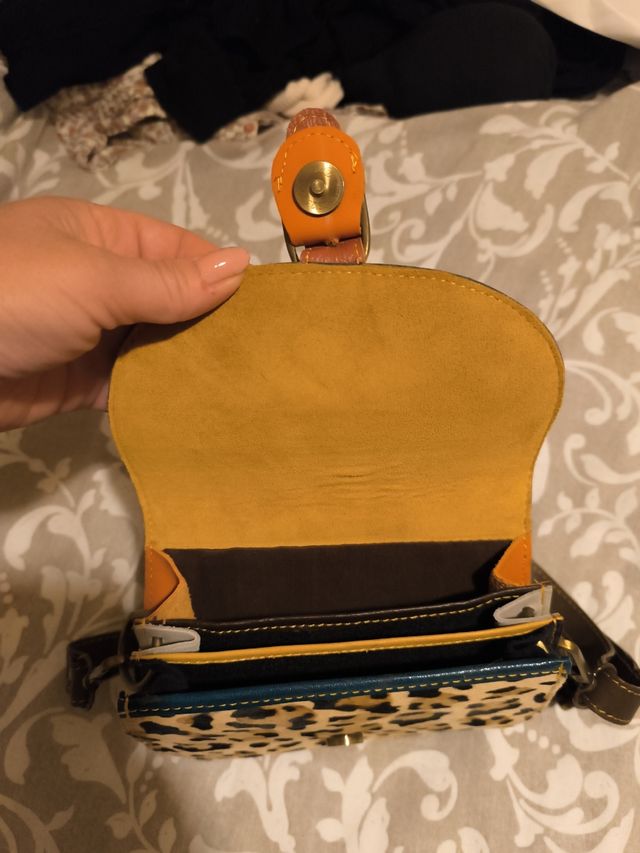 Bolso bandolera estampado animal