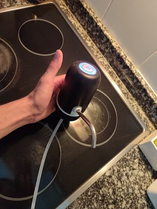 Dispensador de agua eléctrico