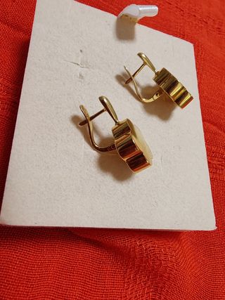 Pendientes Oro 1ª Ley 18k Flor