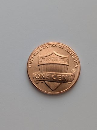 Centavo 2025 Lincoln Cent P D shield reverse EEUU