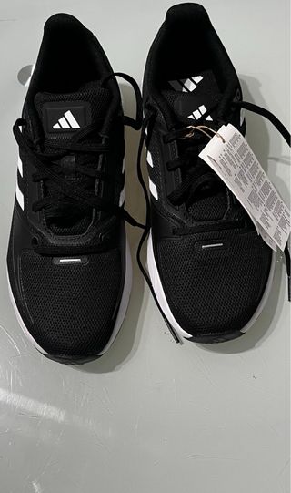 Zapatillas Adidas RunFalcon 2.0 NUEVAS CON ETIQUET