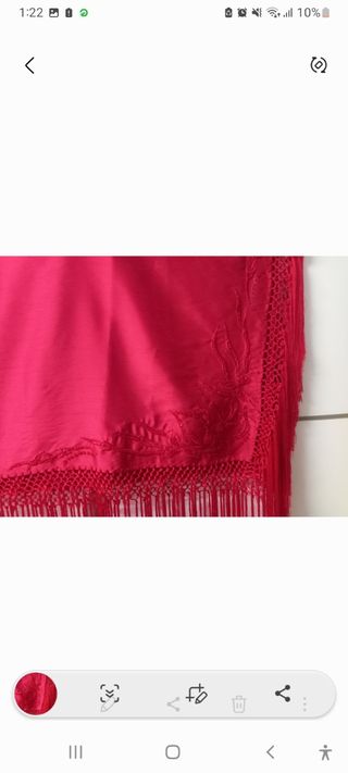 Manton rojo bordado pedrería e hilso medida 1 metr
