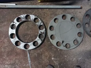 Tapacubos para llantas de camión precio por unid.