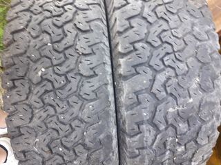 Neumático 235,75,15