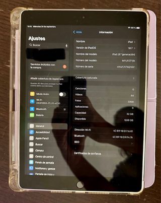 iPad 8 gen 32 GB con teclado, funda ycaja original