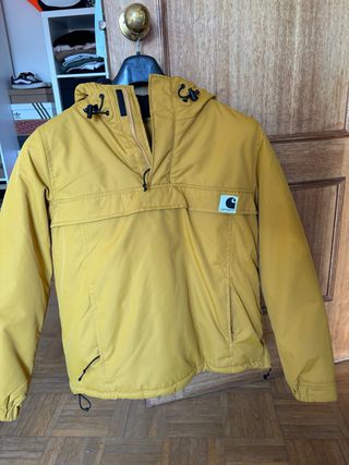 Cazadora Carhartt. 
Perfecto estado, 1 solo uso.