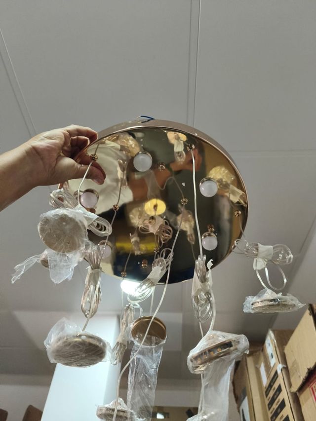 Lámpara Colgante Hoja de Loto Dorada