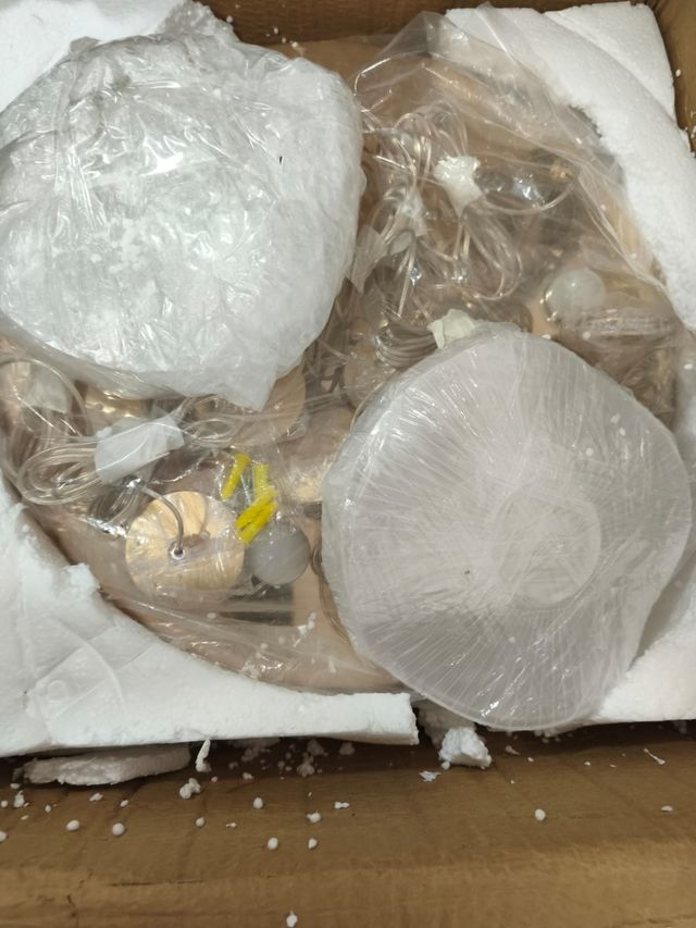 Lámpara Colgante Hoja de Loto Dorada