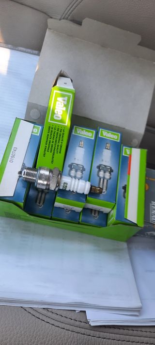 4 Bujías valeo Seat 600 Renault