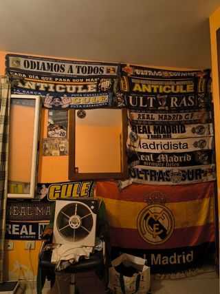 Lote bufandas y banderas Real Madrid