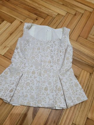 Chaleco Beige y Dorado con Flores