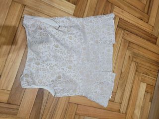 Chaleco Beige y Dorado con Flores