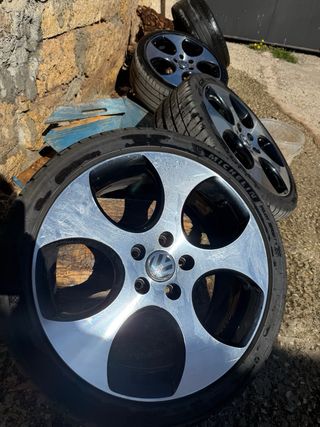 Llantas Detroit 18 con Neumáticos Michelin