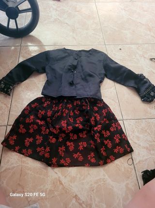 Traje Baturra Niña Negro y Rojo