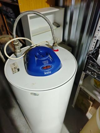 Termo fleck, Lavabo,Vitro teka y horno zanussi.