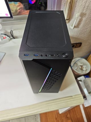PC Gamer - Intel Xeon E5 Radeon Rx 580 8GB VRAM